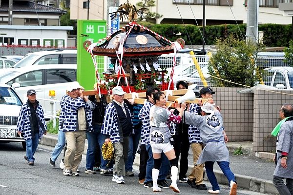 保健福祉センターへ渡御。'13.04.07.