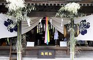 女神イメージの鈴緒と神紋の桜紋。'13.07.07.