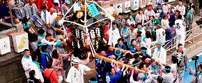 国道(旧東海道)へと宮出し。'14.04.29.