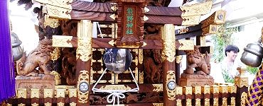 昭和27年建造の神輿。'14.08.17.