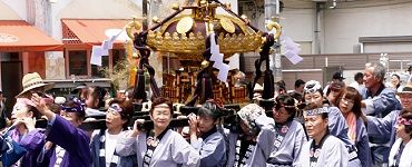 先頭の女神輿。'14.07.06.