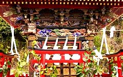 三嶋神社の古色蒼然神輿。'15.03.29.