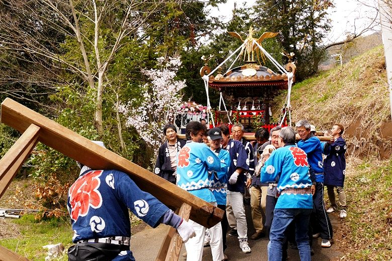 笠谷戸の御旅所へ。'15.03.29.