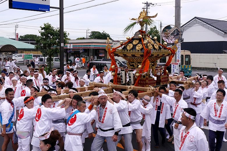 八幡神社通り。'15.07.18.