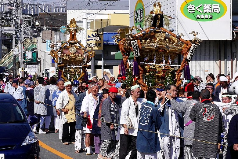 モノレール西鎌倉駅入口交差点。'15.10.04.