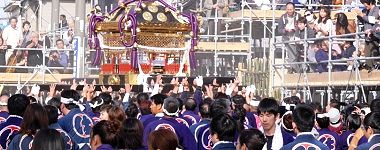 拍手喝采とおひねりが。'15.11.01.