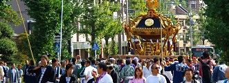 三俣が前後左右に大車輪。09.10.04.