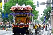 第1本府祭典区の山車。'10.06.16.