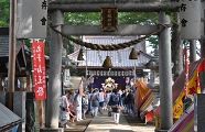 境内参道。'10.08.15.
