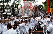 大雨に負けずに鳴閂鳴らし。'11.04.24.