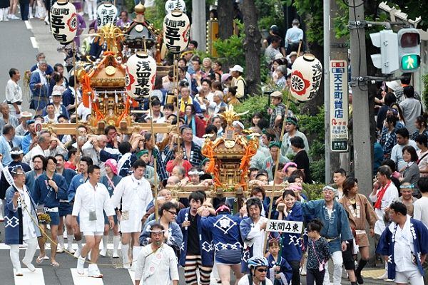 浅間神社氏子連合巡行は霜下橋へ。'11.06.05.
