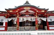 式典終えた静寂の本殿。'11.06.05.