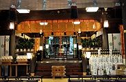 祭壇両側にはほおずき市の鬼灯が。'11.08.03.