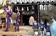 別世界のような静寂が包む式典。'11.08.07.
