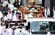 県道14号線で移送トラックへ。'11.07.24.