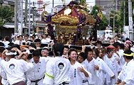 神輿揉み上手く出来たと喜ぶ。'11.08.20.