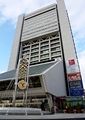 中野駅前に建つサンプラザ。'10.12.19.