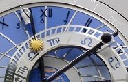 太陽示す黄金の手。'10.11.02.